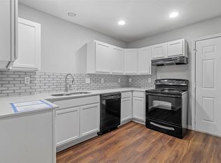 1716 Manor Garden Curv, Greenville, TX 75401