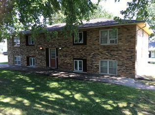706 Alcove St APT 1, Albert Lea, MN 56007