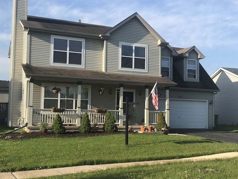 1st image of 916 N Oak Creek Dr
