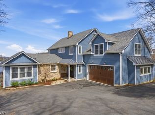 23 Edgemere Ave, Mount Arlington Boro, NJ 07856