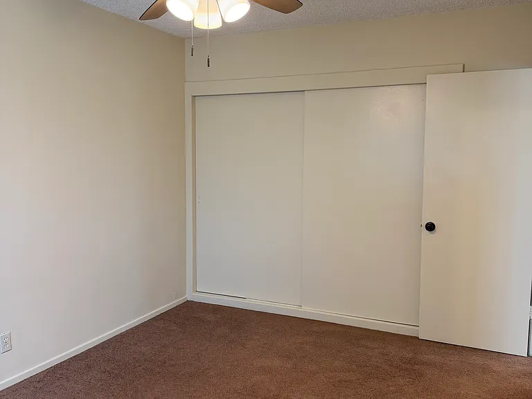 14130 Bellflower Blvd — Photo 25