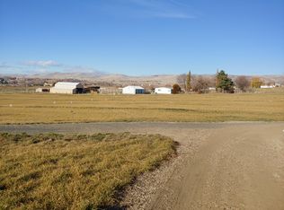 250 Hoff Rd, Moxee, WA 98936