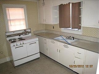 4th image of 154 Forestlawn Dr