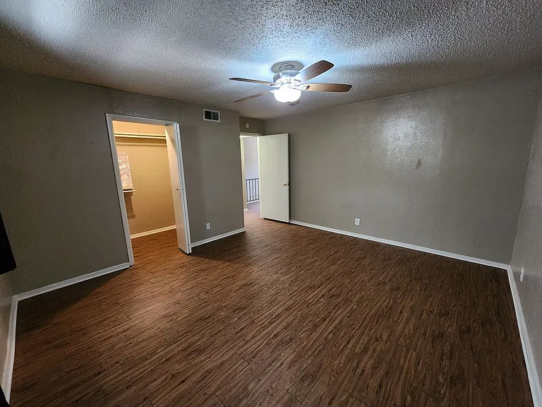 7604 Bridges Ave #B — Photo 13