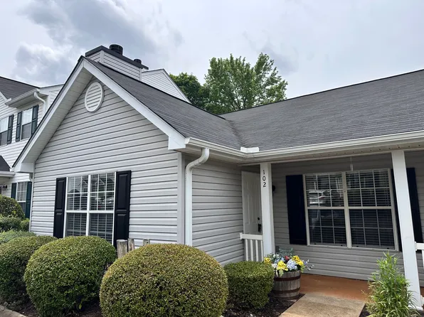 102 Hammett Grove Ln #102, Greer, SC 29650