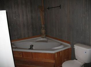 18 Ira G Odom Rd, Ellisville, MS 39437