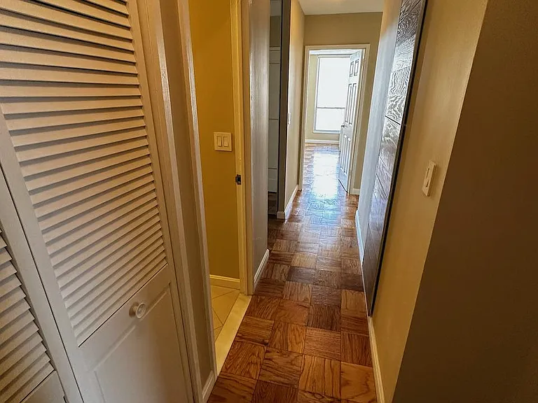 77 Pond Ave #1001 — Photo 15