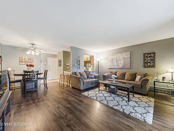 3rd image of 2406 N Kennicott Dr APT 1D