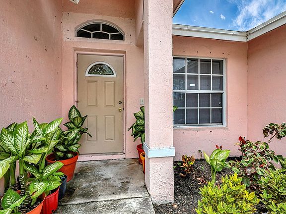 4th image of 2609 S Avenue