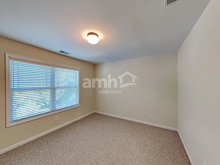302 Harmony Lake Dr — Photo 16