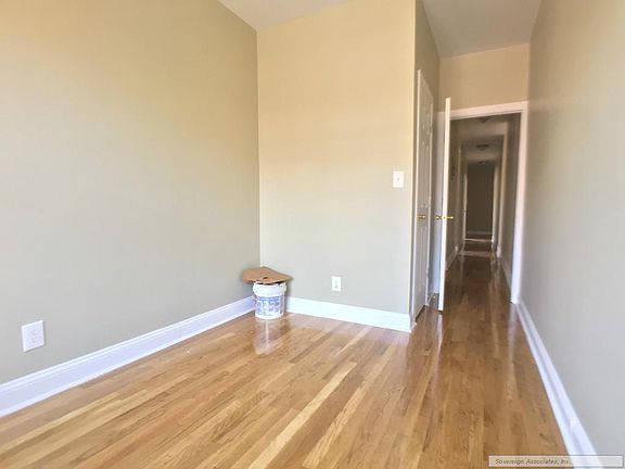 5th image of 105 Audubon Ave APT 4A