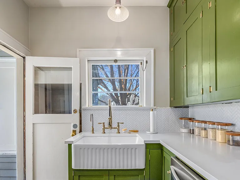 2323 W Regan Ave — Photo 12