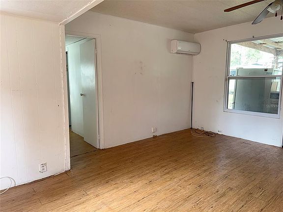 5th image of 25309 BARTHOLOMEW STREET