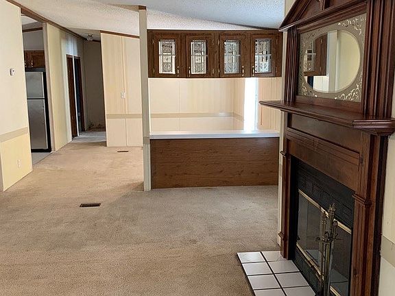 4th image of 80 Brooks Cove Dr