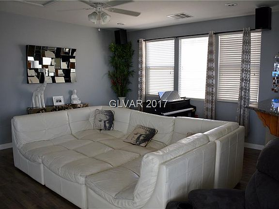 3rd image of 6474 Lovett Canyon St