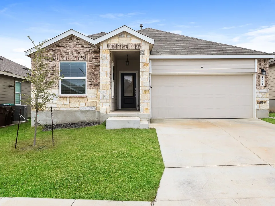 4434 Revetment Way