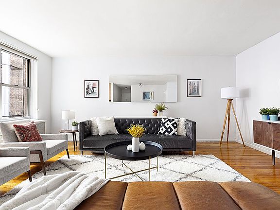 2nd image of 302 E 88th St APT 4C