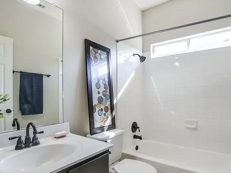 6201 Charlotte Ln — Photo 15
