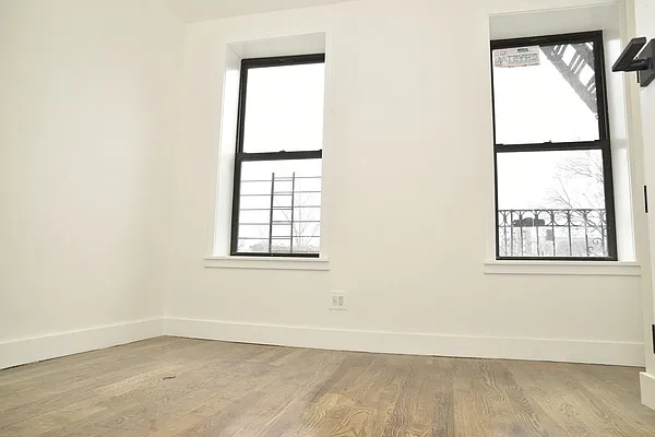 Rented by Midbrook Realty, LLC | media 8