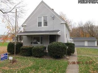2445 Fackler Ave, Elyria, OH 44035