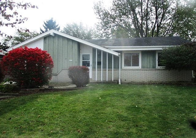 1st image of 2615 E Ramsey Ave