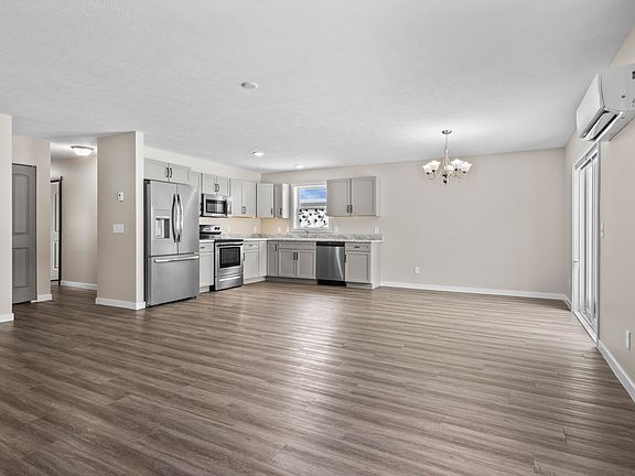 4th image of 2632 Plover Dr