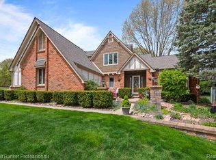 61218 Miriam Dr, Washington, MI