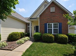 9423 Thatcher Hall Ct, Charlotte, NC 28277