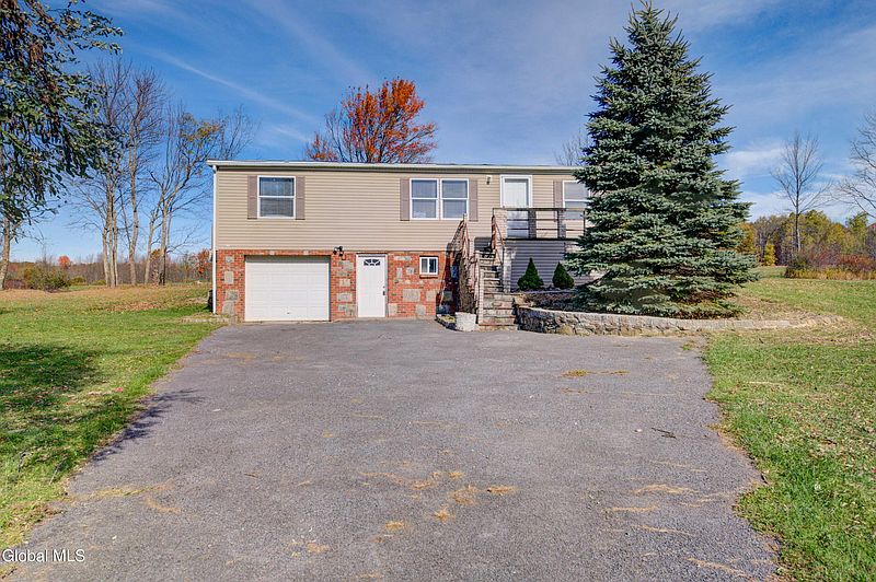 2nd image of 141 W Lykers Road