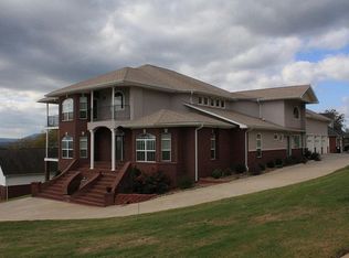 185 Grand Vista Dr, Russellville, AR 72802