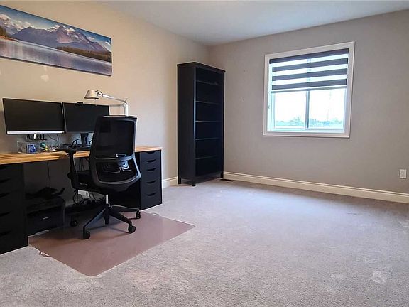 3rd image of 3592 Hallee Cres