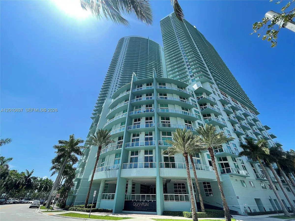 Building Photo - 1900 N Bayshore Dr #3311