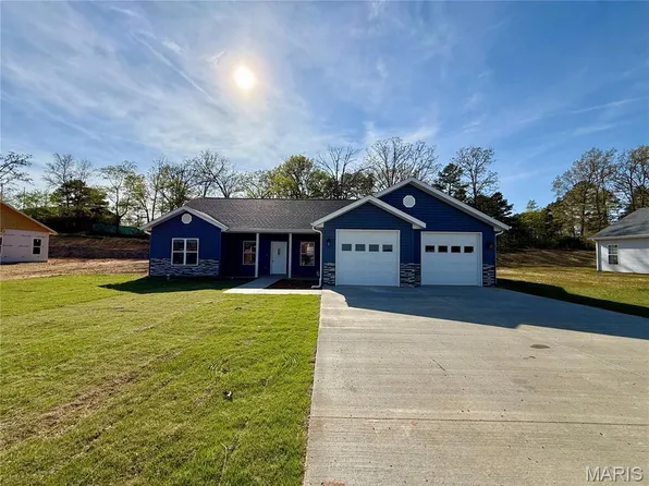 317 Kearbey Dr, Poplar Bluff, MO 63901