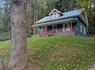 2622 Shawnee Ave E, Big Stone Gap, VA 24219