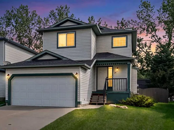 34 SW Alcock Close, Okotoks, AB T1S 1R8