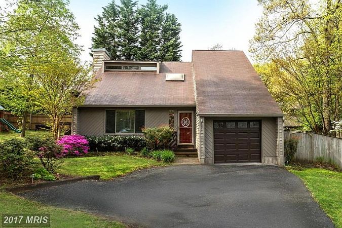 1st image of 686 Dill Ct