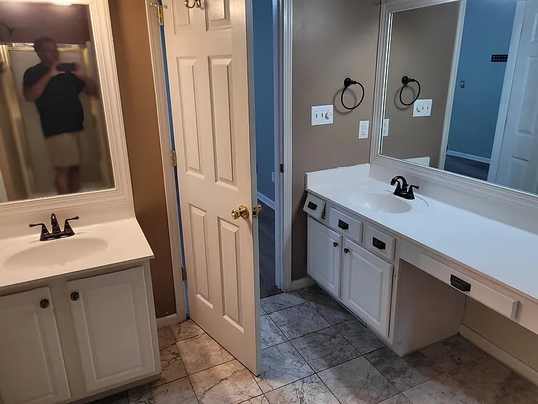 618 Millrun Ct — Photo 25