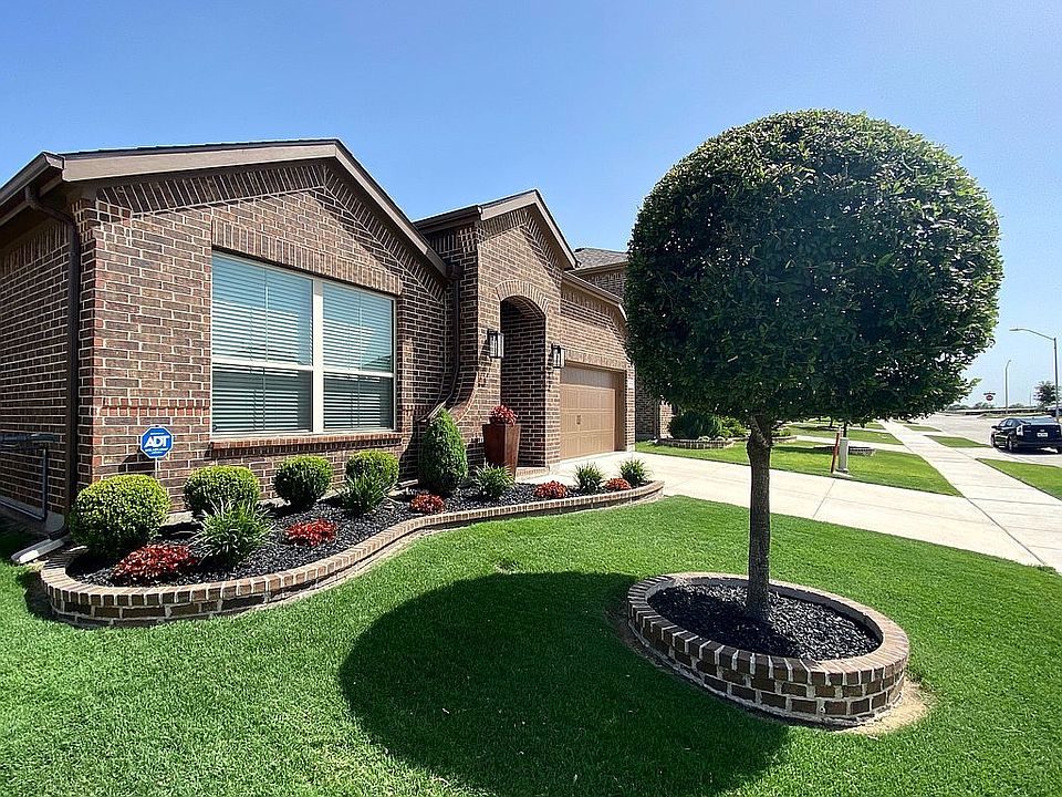 2nd image of 9120 Silver Dollar Dr