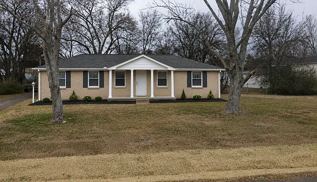 2407 Obrien Dr — Photo 1