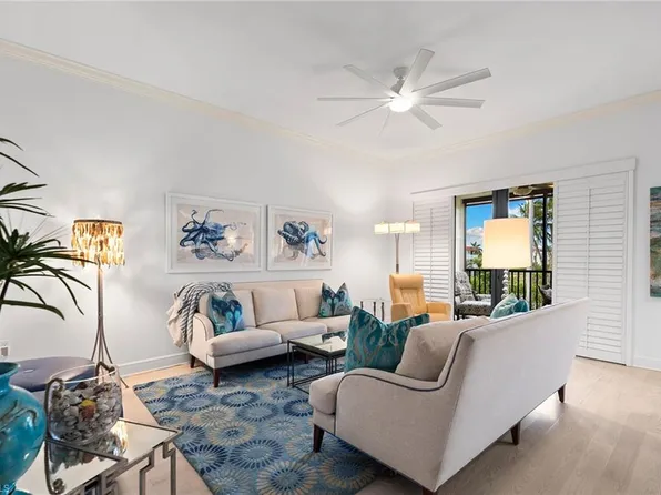 965 Sandpiper ST #J204, NAPLES, FL 34102