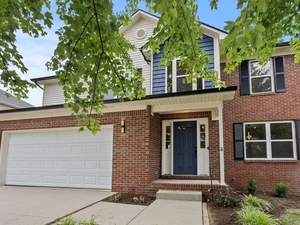 608 Oxford Rd, Versailles, KY 40383