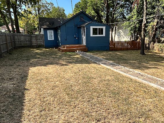 2nd image of 4631 E 4th Pl