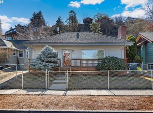 408 E 13th St, The Dalles, OR 97058