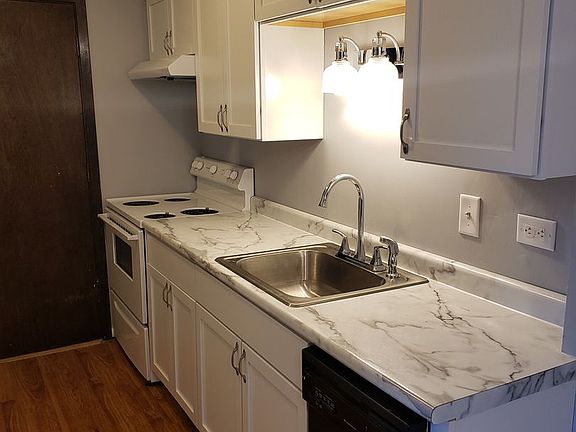 4th image of 7330 Sandalwood Dr APT 204
