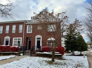 43203 Strand Dr, Sterling Heights, MI