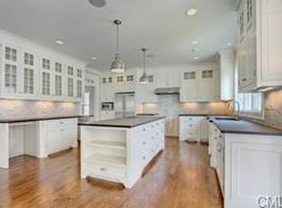 86 Edward St, Fairfield, CT 06824