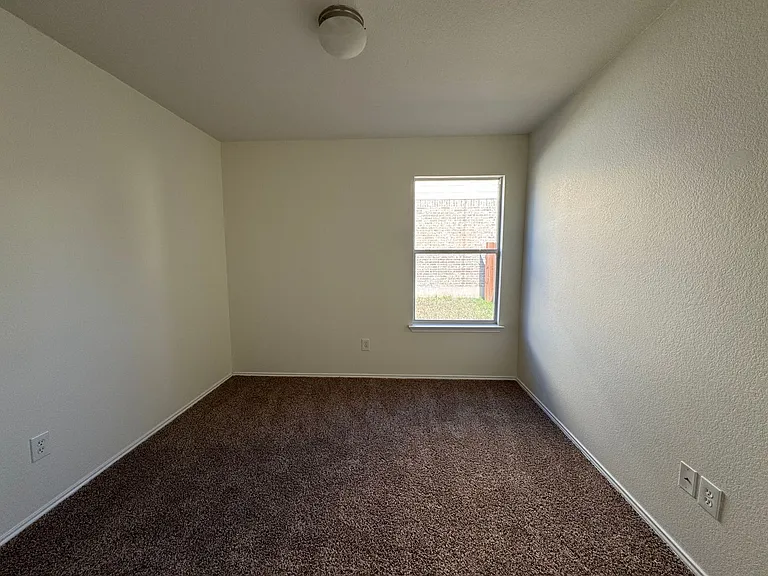 6206 Taree Loop — Photo 15