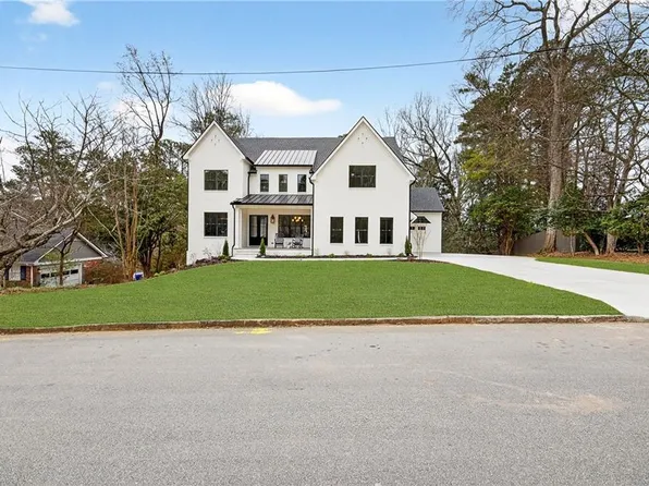 4712 Kings Down Rd, Atlanta, GA 30338