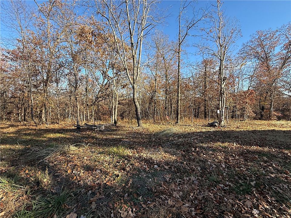 1st image of 15 Halford Ln #16-17