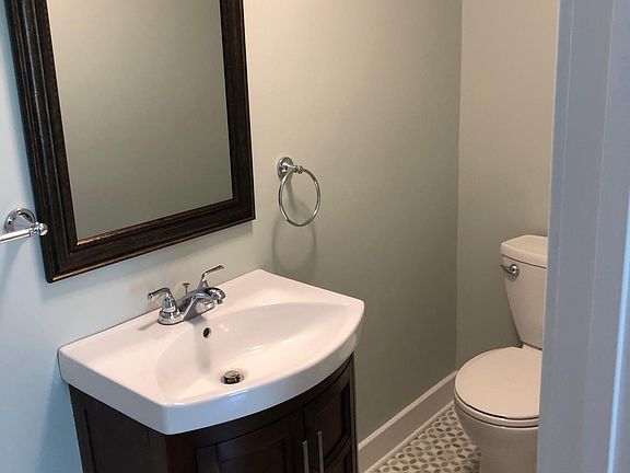 1st Floor Bathroom